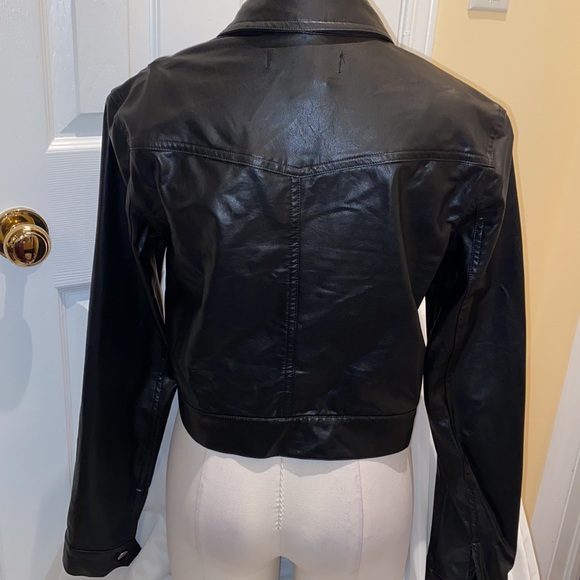 cropped leather jacket w silver detailing - Picture 5 of 5
